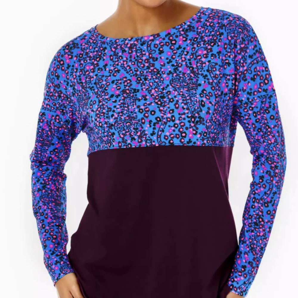 NWT! Lilly Pulitzer Finn Top in Blue Flare Growl And Prowl - Med